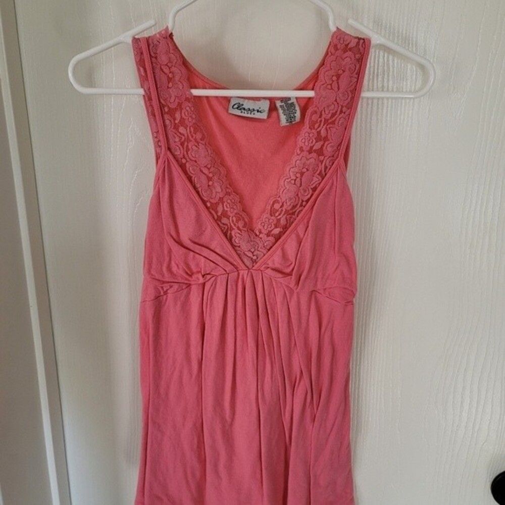 ~ womens Pink v-neck lace strapped tank top - size 1X